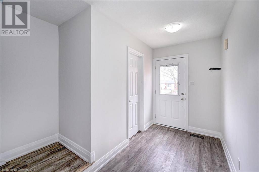 Kitchener, ON N2M3L6,84 HEIMAN Street