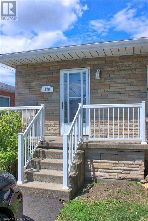 Hamilton, ON L8V3S2,176 EAST 32ND ST #1
