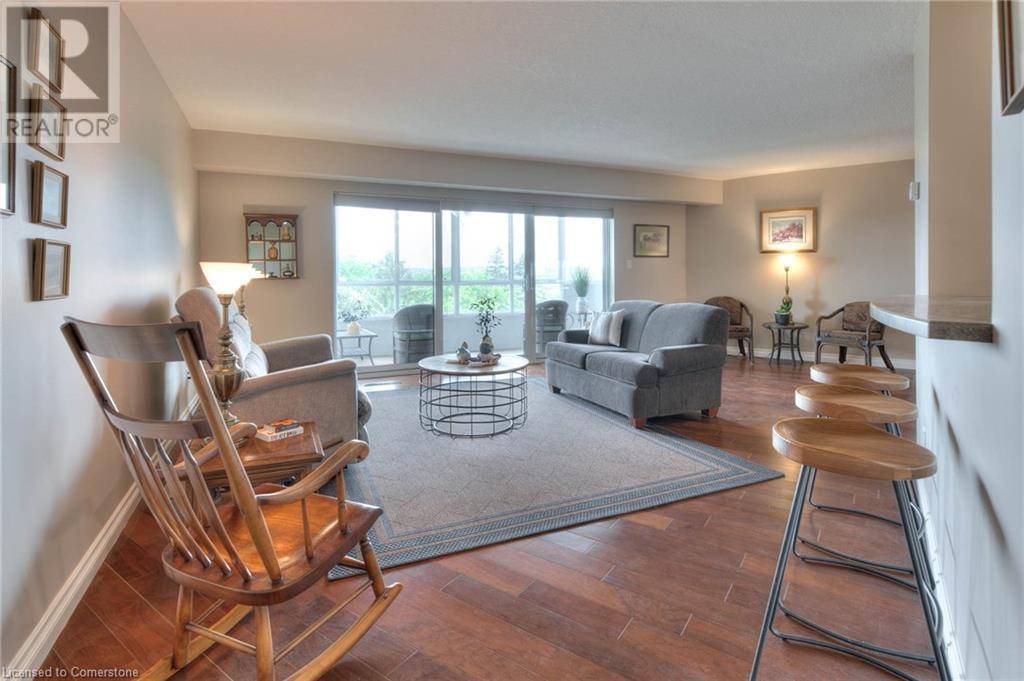 Waterloo, ON N2J4H8,250 GLENRIDGE DR #606
