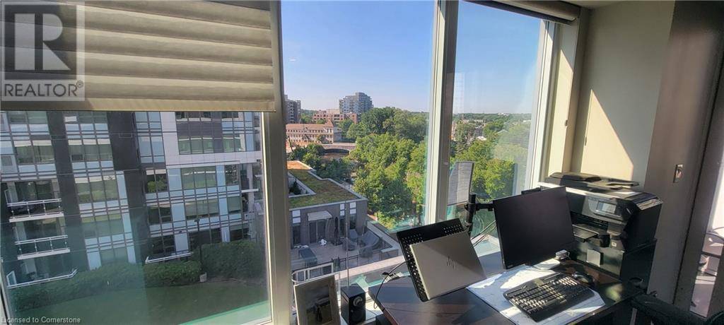 Guelph, ON N1E0P5,53 ARTHUR ST South #604
