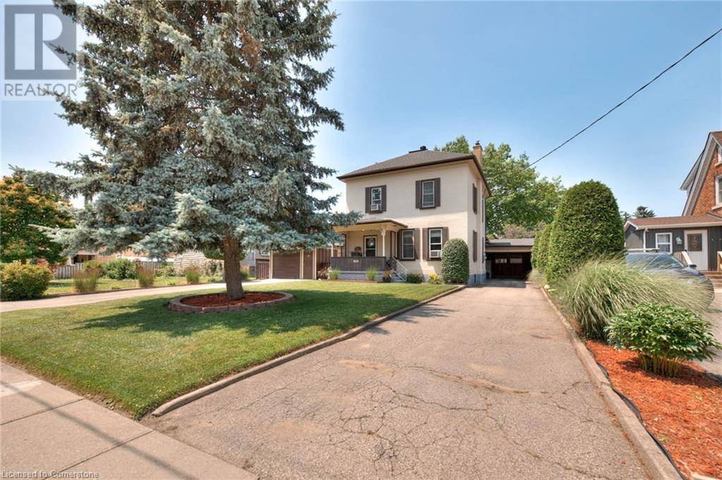 Cambridge, ON N3H2B2,566 DOLPH Street N