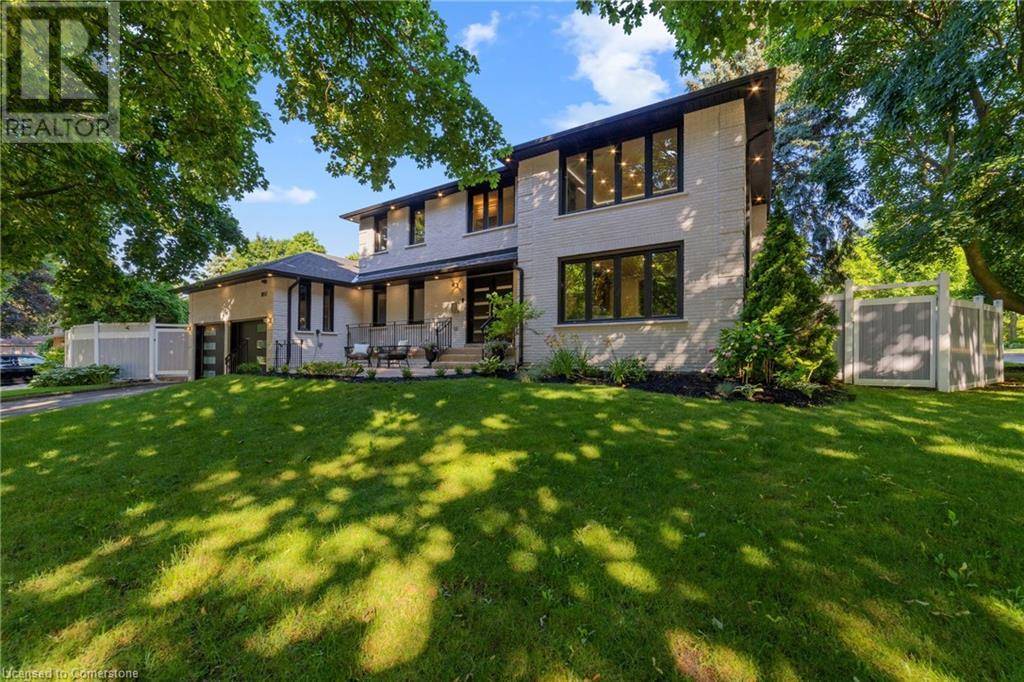 Mississauga, ON L5K2L4,1857 FRIAR TUCK Court