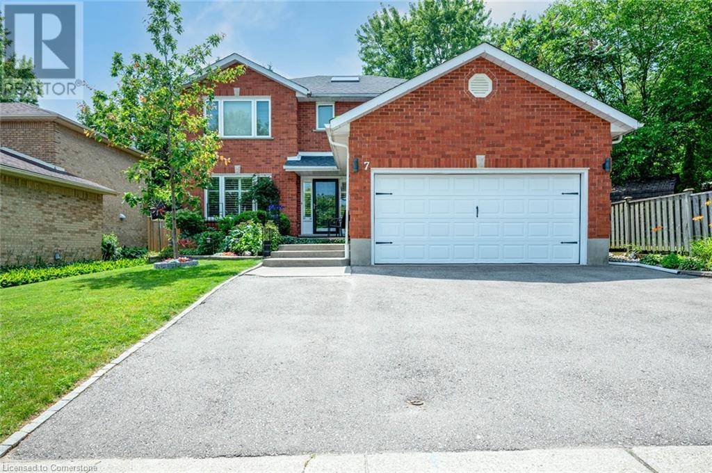 Kitchener, ON N2A3C2,7 CHANDOS Drive