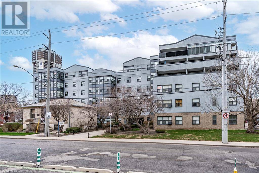 Hamilton, ON L8N4E7,175 HUNTER ST East #309