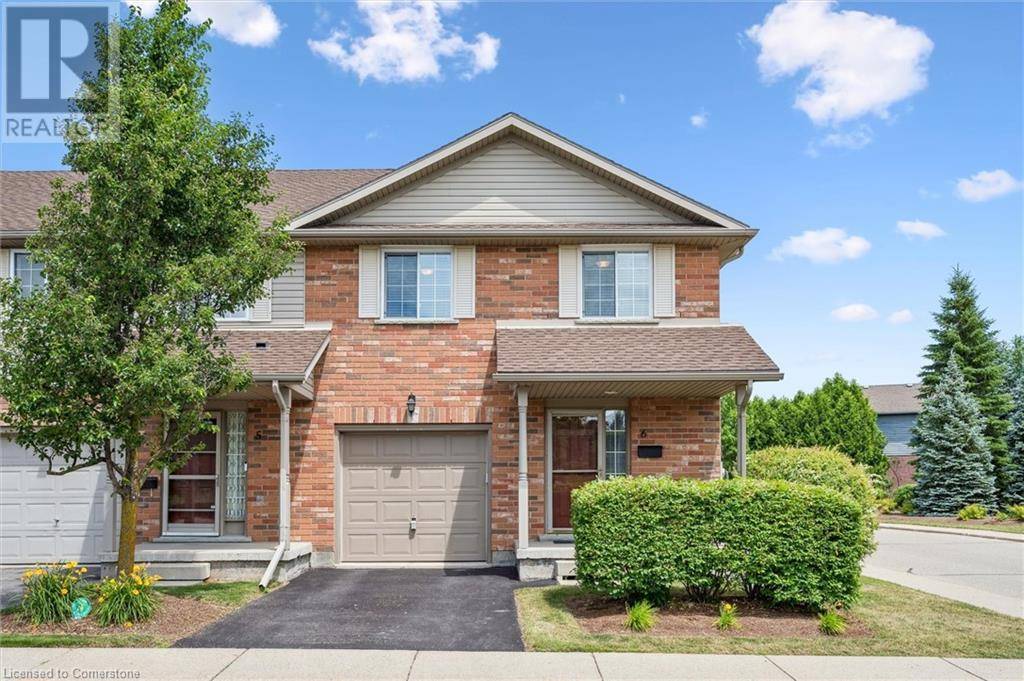 Kitchener, ON N2A4H7,15 GREGG CT #6