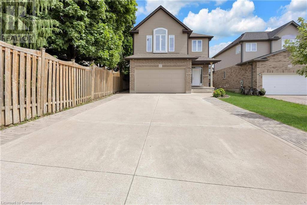 Waterloo, ON N2T2R2,200 WESTFIELD Place