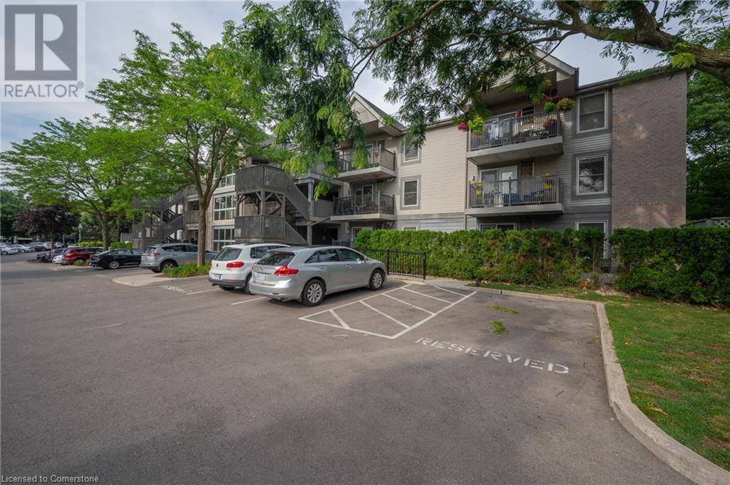 Burlington, ON L7M4C4,2040 CLEAVER AVE #214
