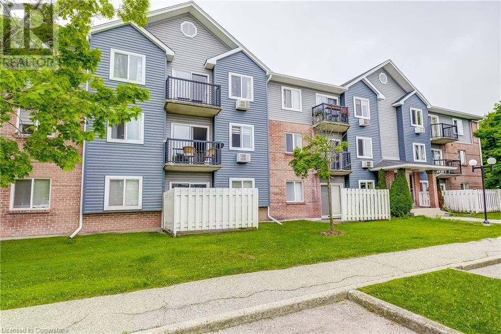 Waterloo, ON N2K2M8,271 EIWO CT #306