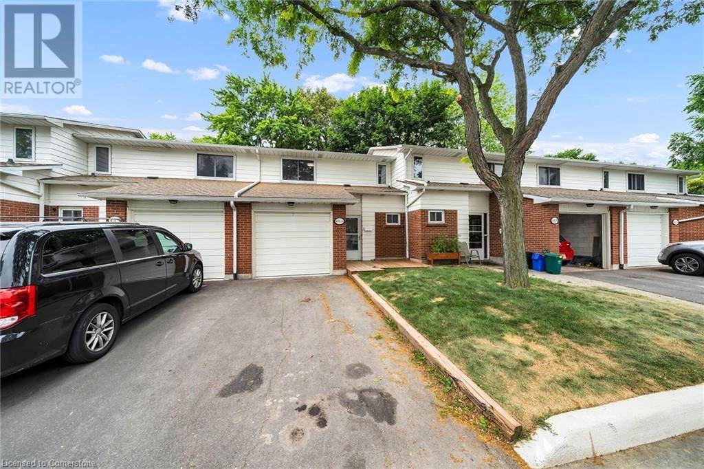Burlington, ON L7N2Z9,451 WOODVIEW RD #4