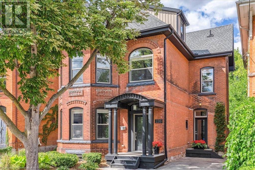 Hamilton, ON L8P2H6,220 HERKIMER Street