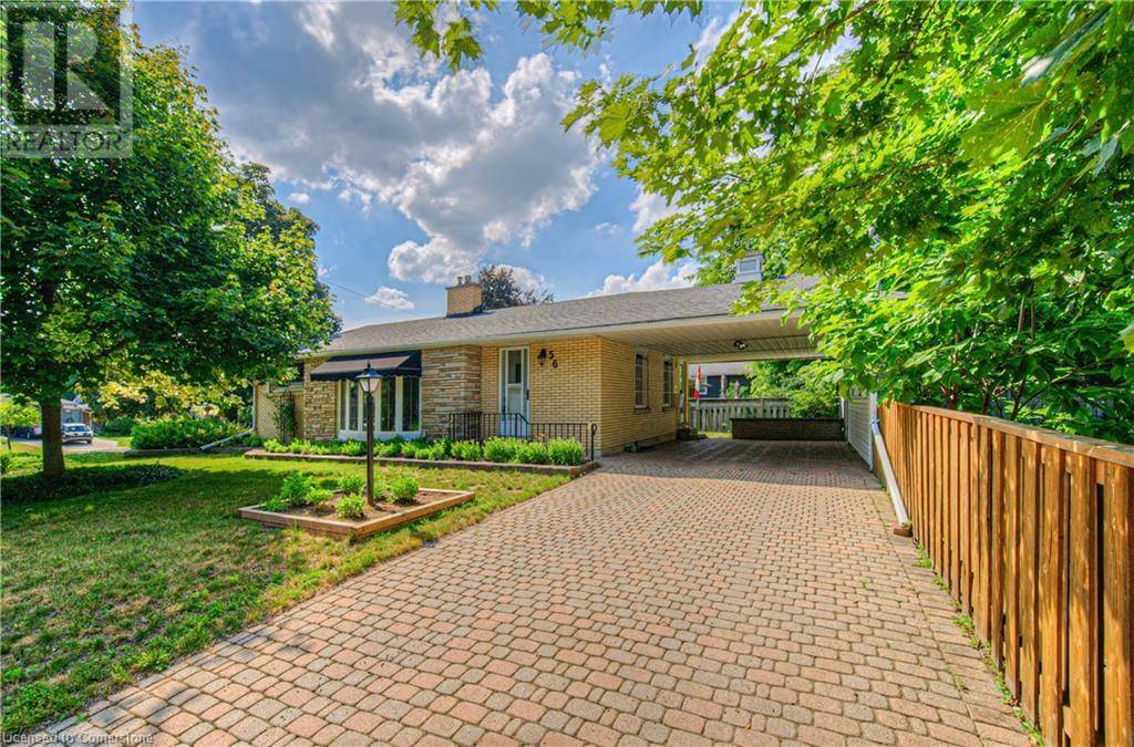 Waterloo, ON N2J2E7,56 CARDINAL Crescent S