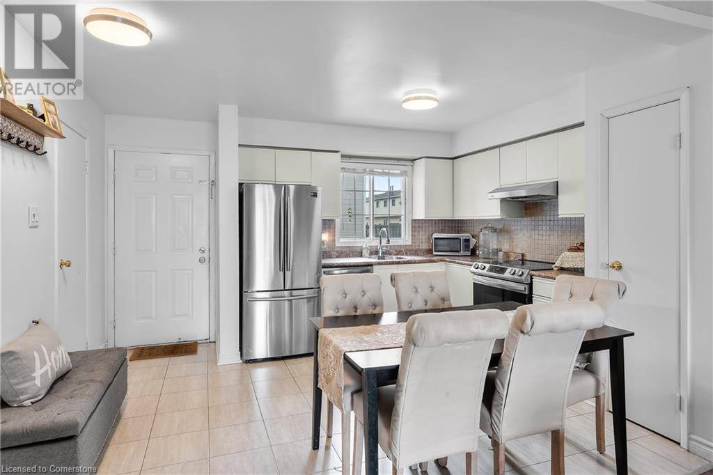 Niagara Falls, ON L2H2X7,8141 COVENTRY RD #84