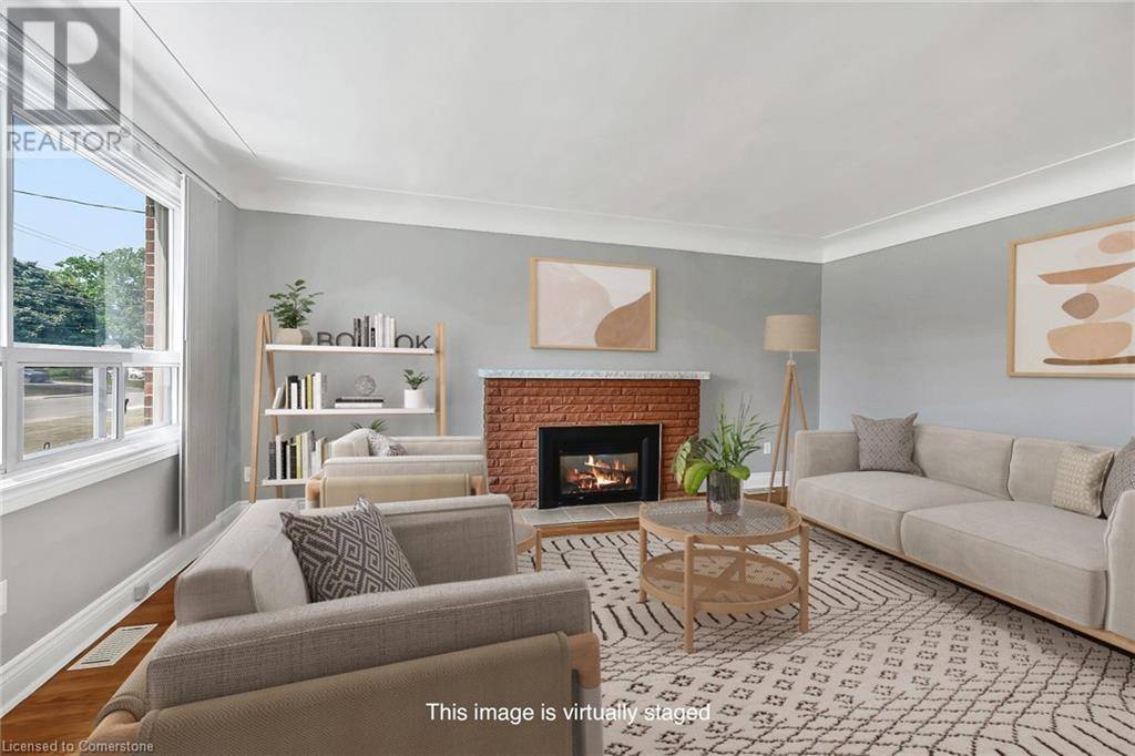 Hamilton, ON L8K4A6,169 POTTRUFF Road S