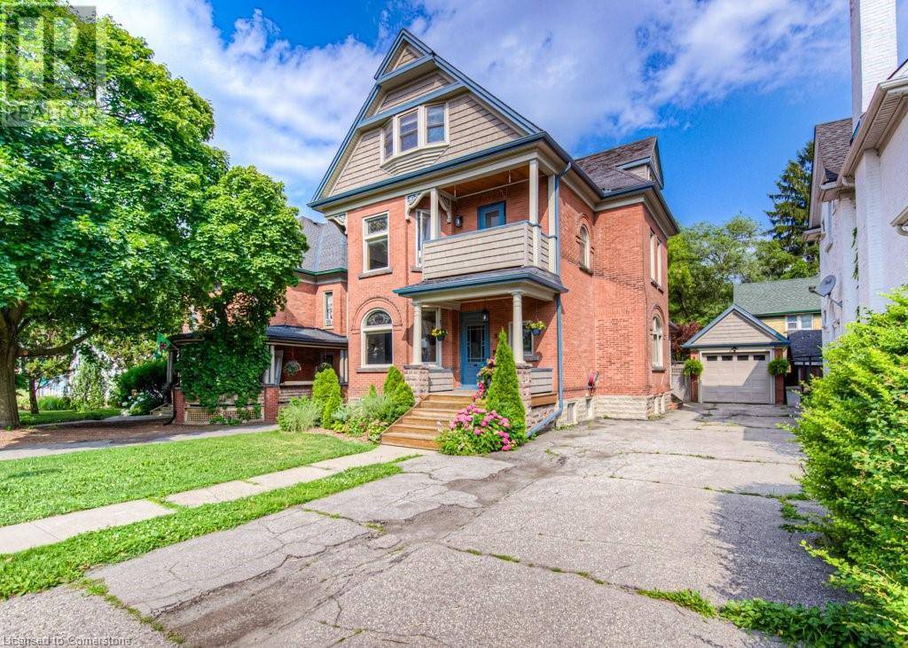 Kitchener, ON N2G1W7,350 QUEEN Street S