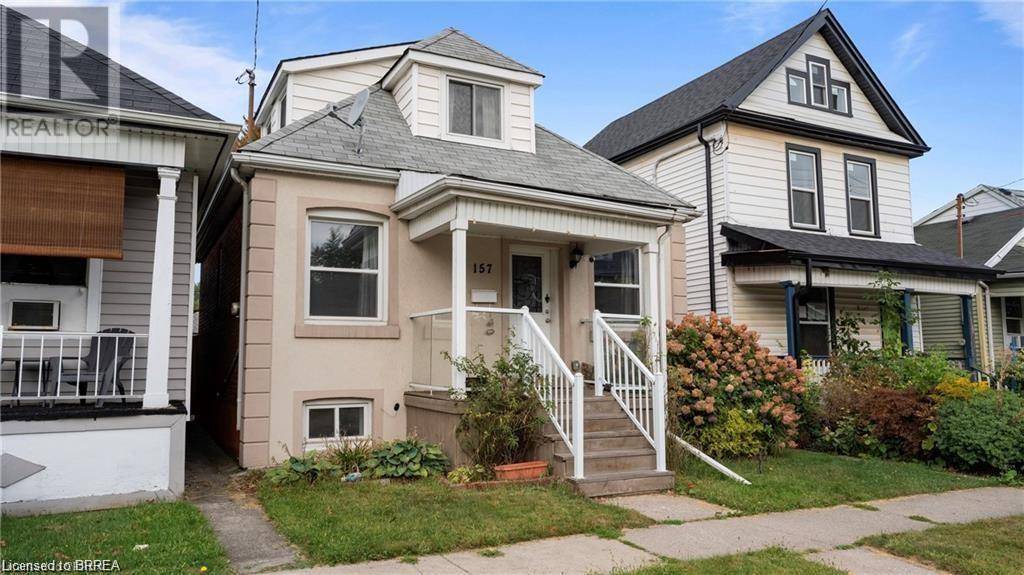 Hamilton, ON L8H5G1,157 WEIR Street N