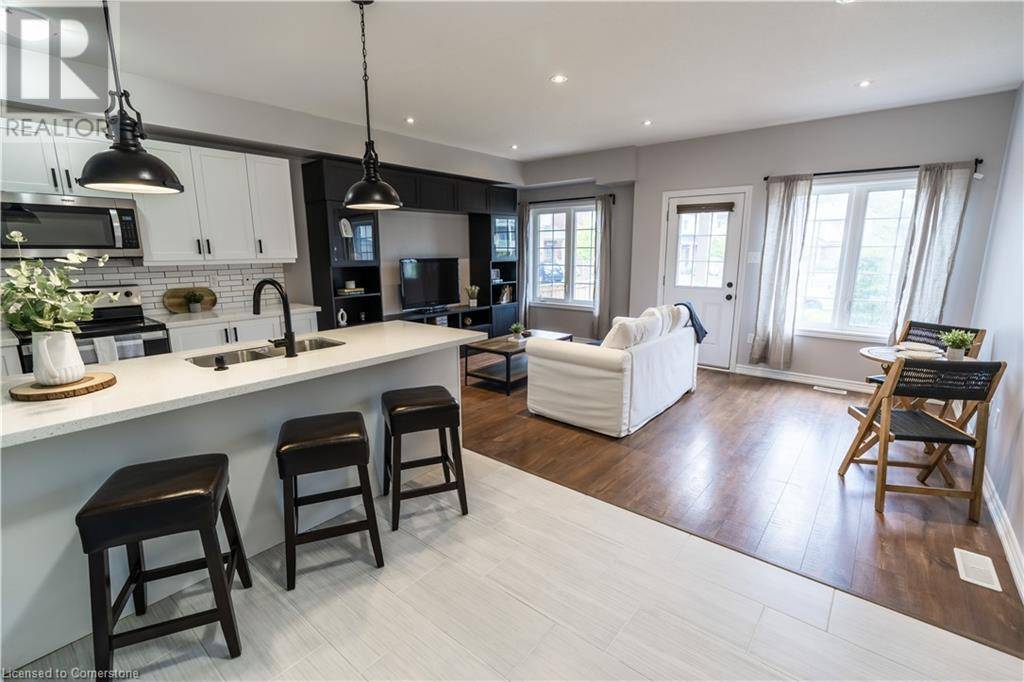 Kitchener, ON N2M0B5,403 WESTWOOD DR #30