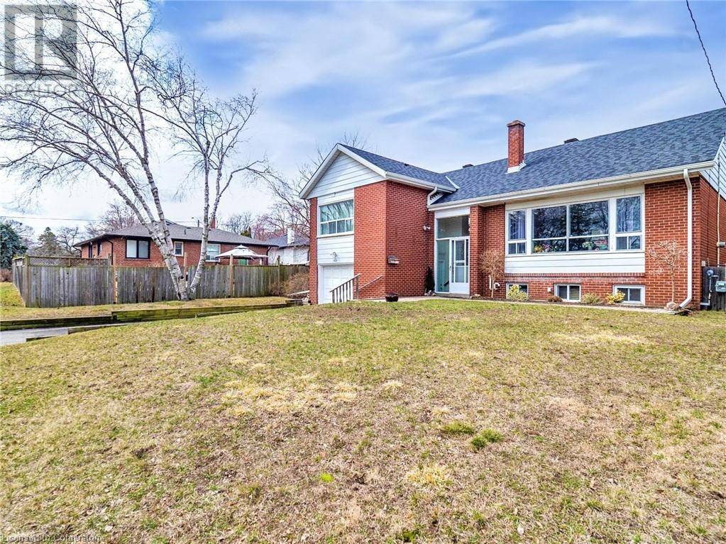 Mississauga, ON L5J2K7,1821 CHRISTOPHER Road