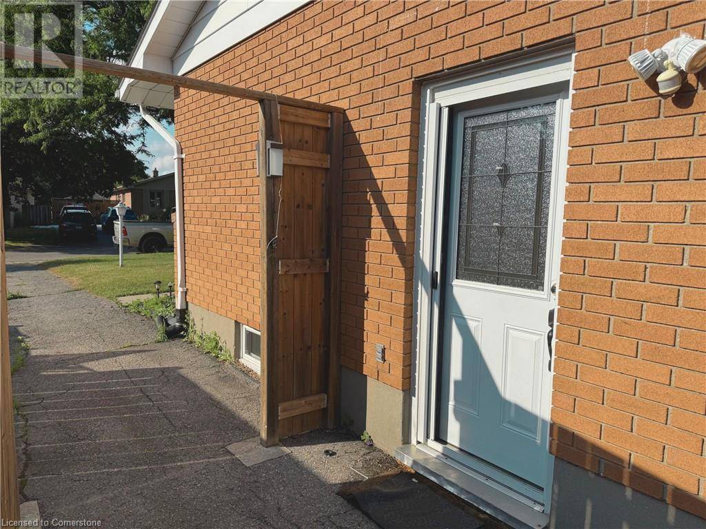 London, ON N5V1J7,176 WELLESLEY Crescent Unit# Basement Unit