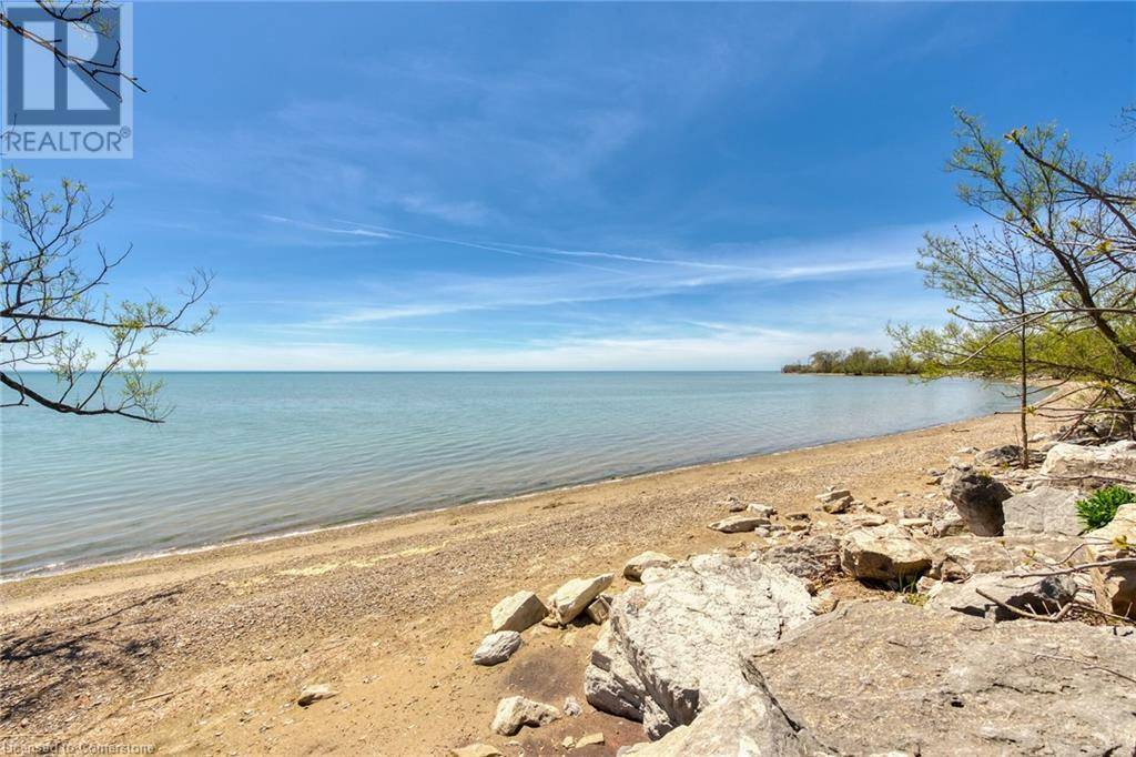 Selkirk, ON N0A1P0,713 LAKESHORE Road