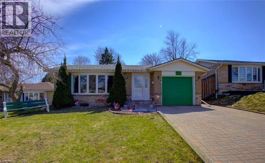 Kitchener, ON N2M2E6,173 HAZELGLEN Drive