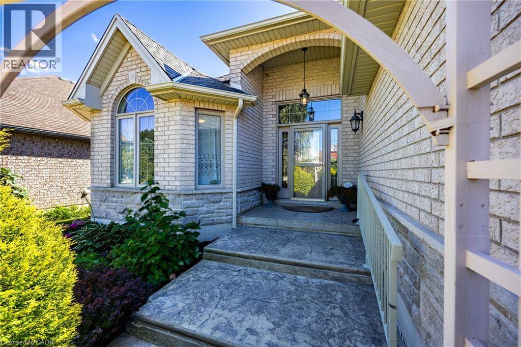 Port Dover, ON N0A1N5,60 WILLOWDALE Crescent