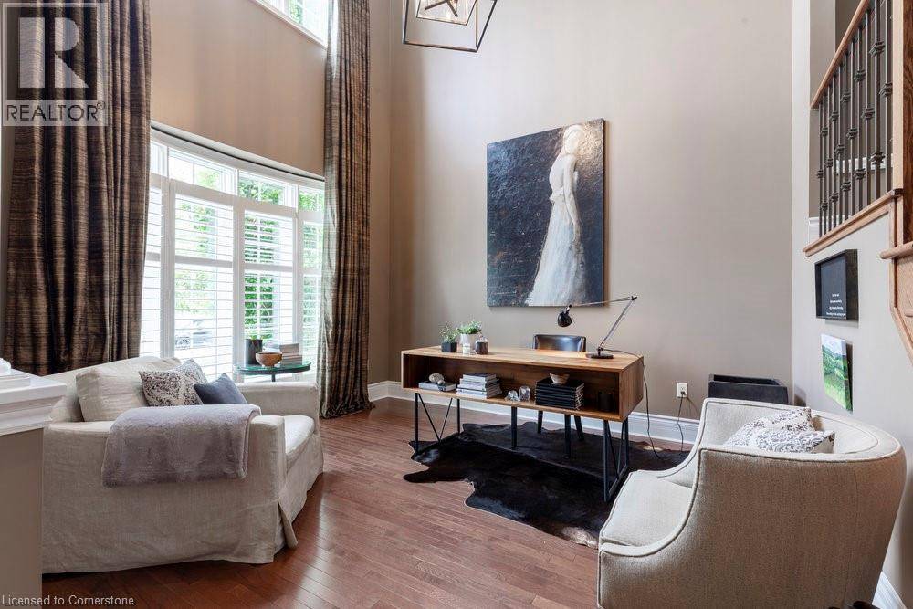 Burlington, ON L7M5C1,4212 KANE Crescent