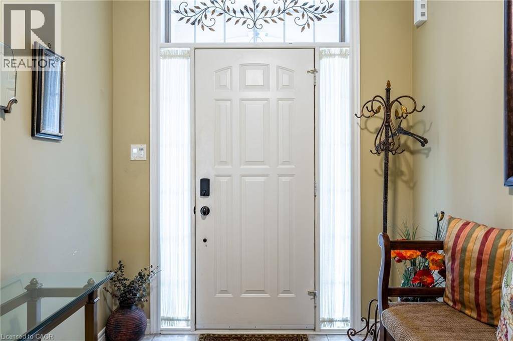 Ancaster, ON L9G5C4,345 SOUTHCOTE Road