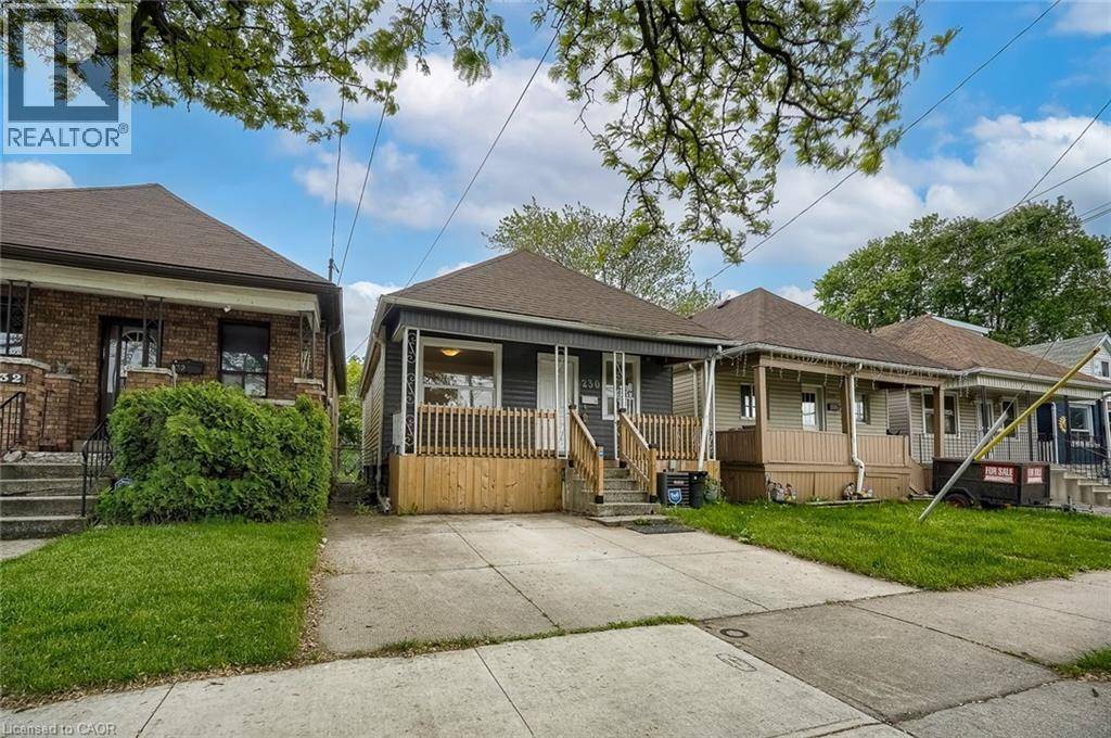 Hamilton, ON L8H3J1,230 MCANULTY Boulevard