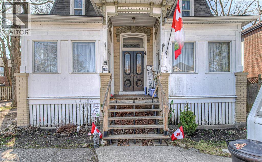 Cambridge, ON N1S2M4,156 GRAND Avenue S
