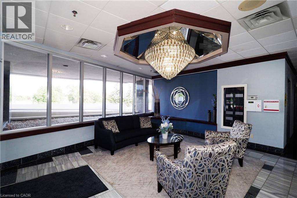 Cambridge, ON N1R8B8,190 HESPELER RD #1001