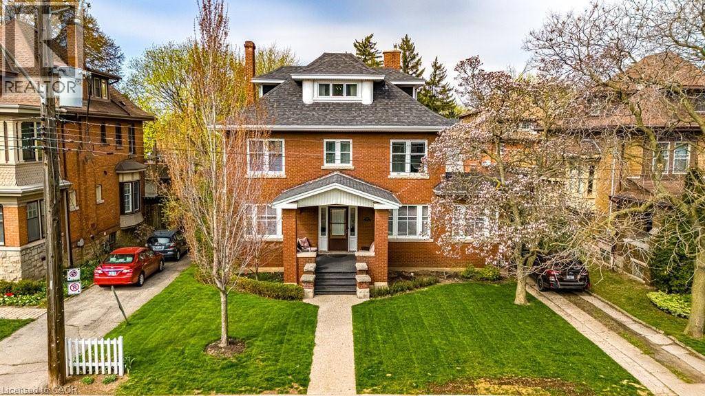 Hamilton, ON L8M1V2,125 DELAWARE Avenue