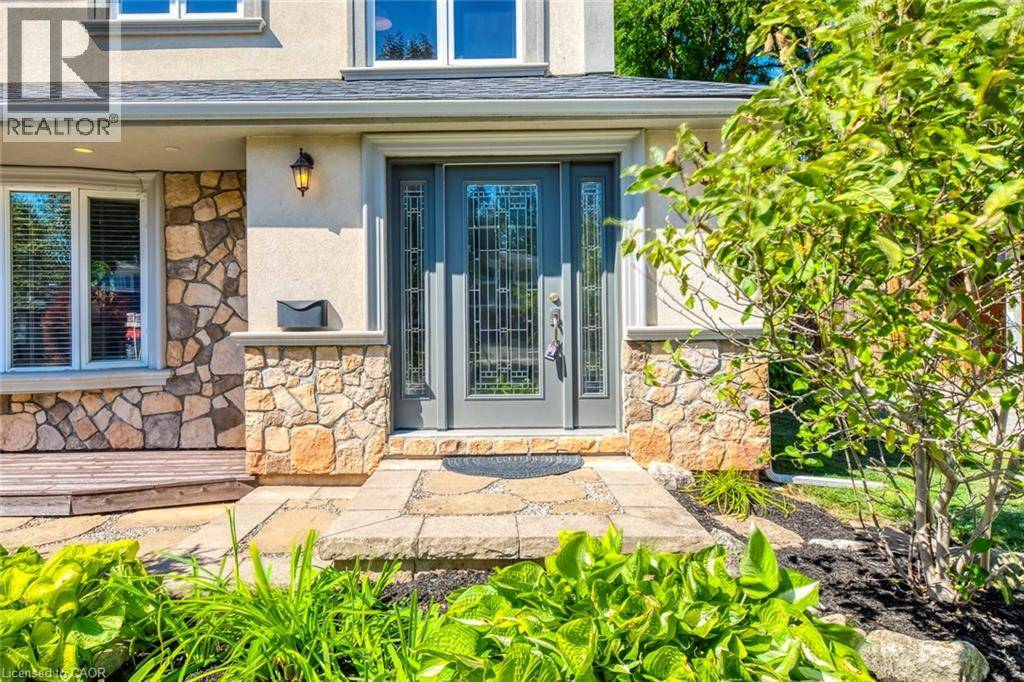 Burlington, ON L7L3Y4,5281 CINDY Lane