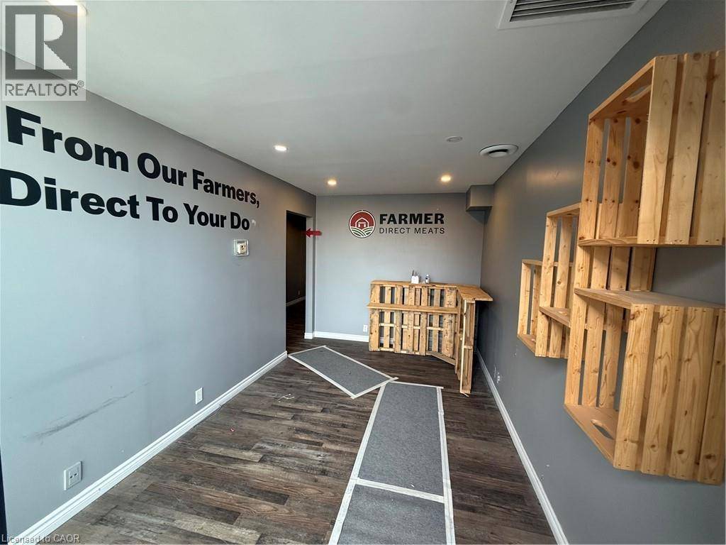 St. Catharines, ON L2M3Y2,227 BUNTING RD #1