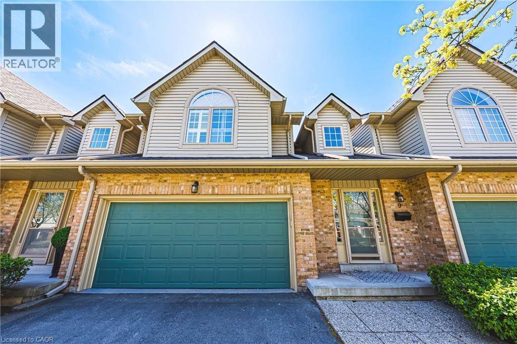 Burlington, ON L7N1N1,3333 NEW ST #9