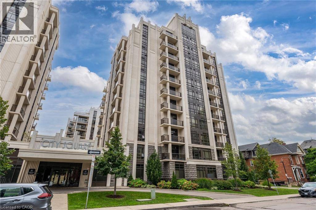 Hamilton, ON L8P0B9,85 ROBINSON ST #304