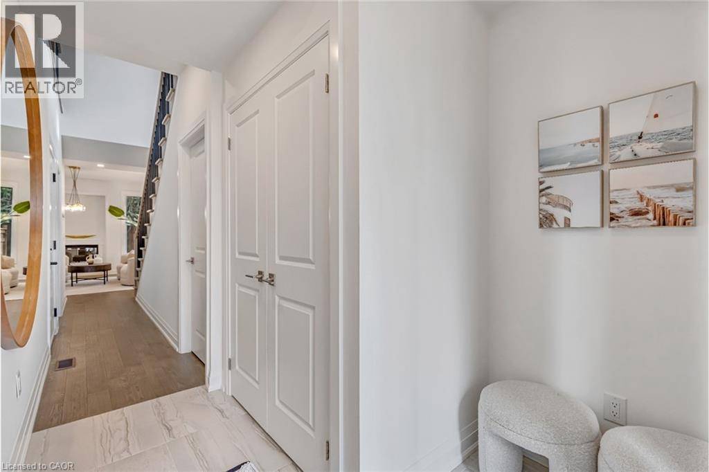 Burlington, ON L7M3R9,2154 WALKERS Line #4