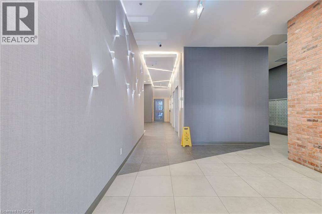 Kitchener, ON N2H0C7,60 FREDERICK ST #2404