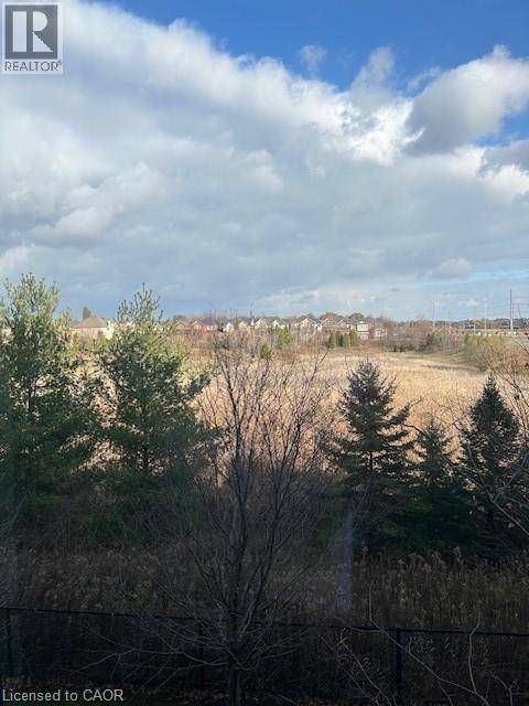 Burlington, ON L7L0E9,5327 UPPER MIDDLE RD #211