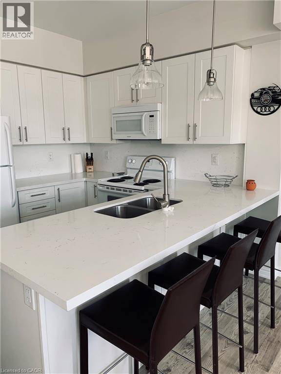 Oakville, ON L6H0L3,2326 TAUNTON RD #306