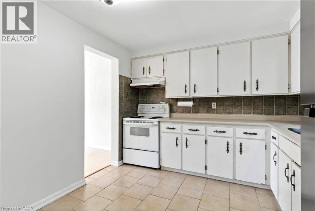 Kitchener, ON N2A2T2,11 GRAND RIVER BLVD #29