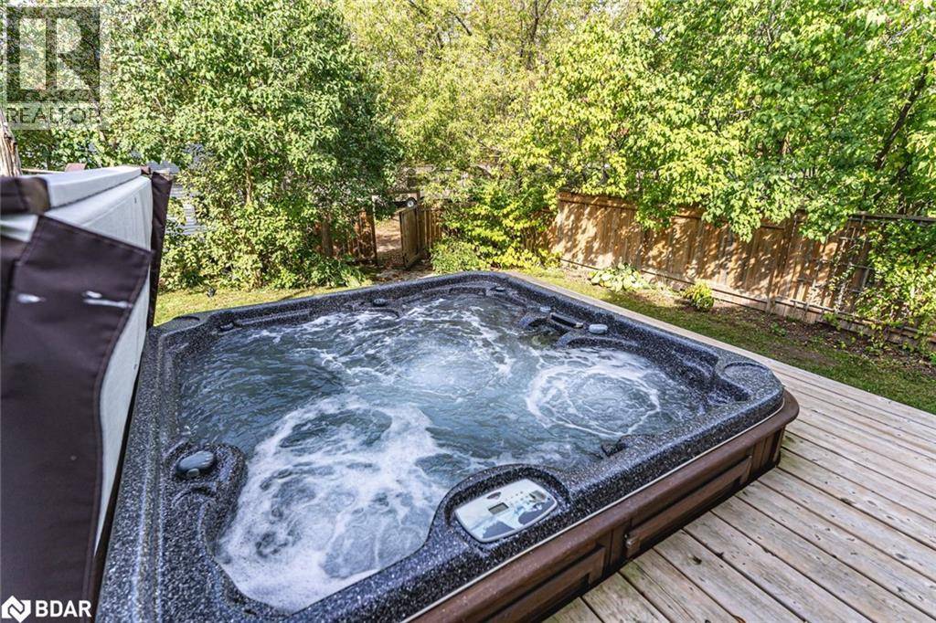 Victoria Harbour, ON L0K2A0,66 RICHARD Street