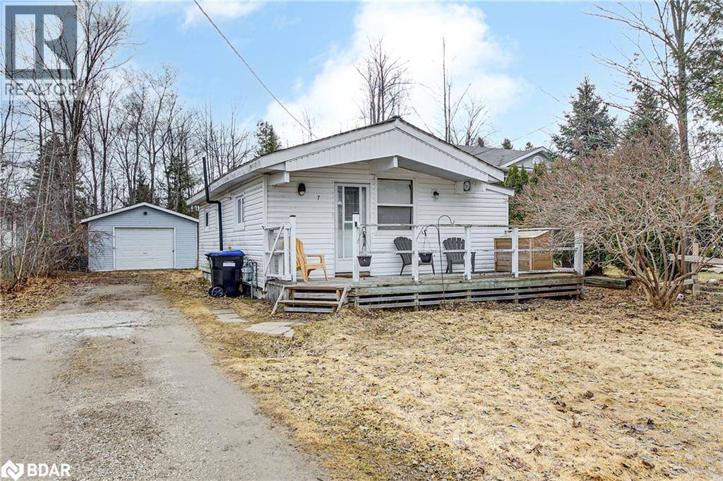 Wasaga Beach, ON L9Z1V9,7 60TH Street S