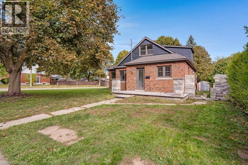 Cambridge, ON N1R4T4,43 DUDHOPE Avenue