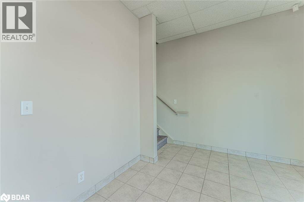 Barrie, ON L4N8W8,102 COMMERCE PARK DR #10B