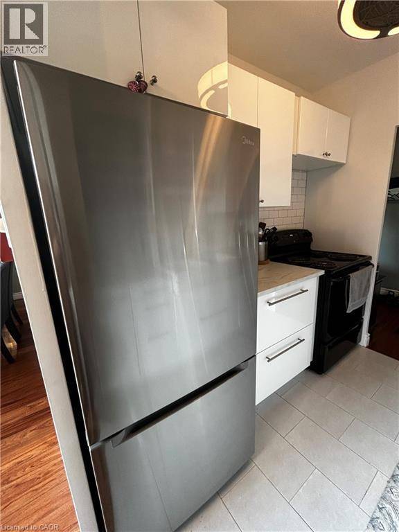 Hamilton, ON L9A1B1,222 CONCESSION ST #104