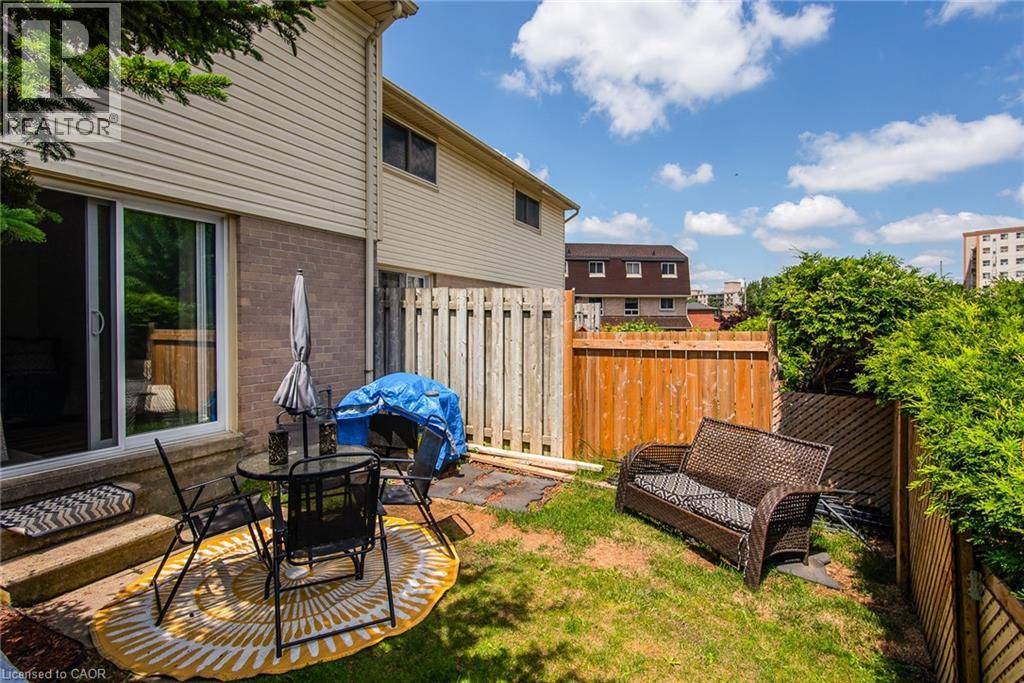 Kitchener, ON N2E2G8,634 STRASBURG RD #3