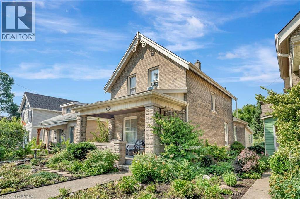 Paris, ON N3L2J7,96 WALNUT Street