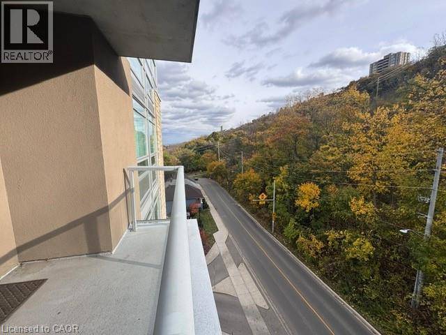 Hamilton, ON L8N0B4,479 CHARLTON AVE East #502