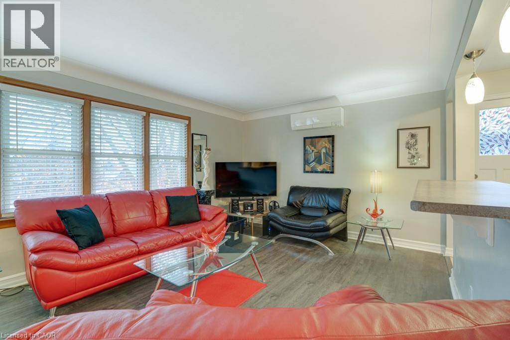 Kitchener, ON N2B1M4,69 EDINBURGH RD #3