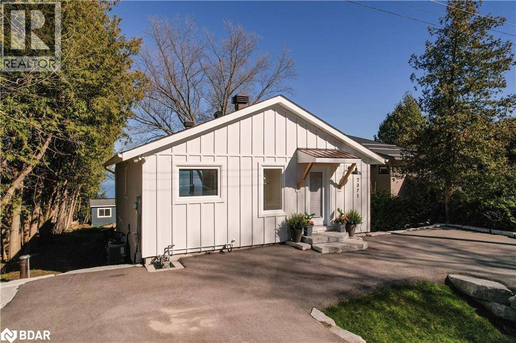 Oro-medonte, ON L0L1T0,2371 LAKESHORE Road E